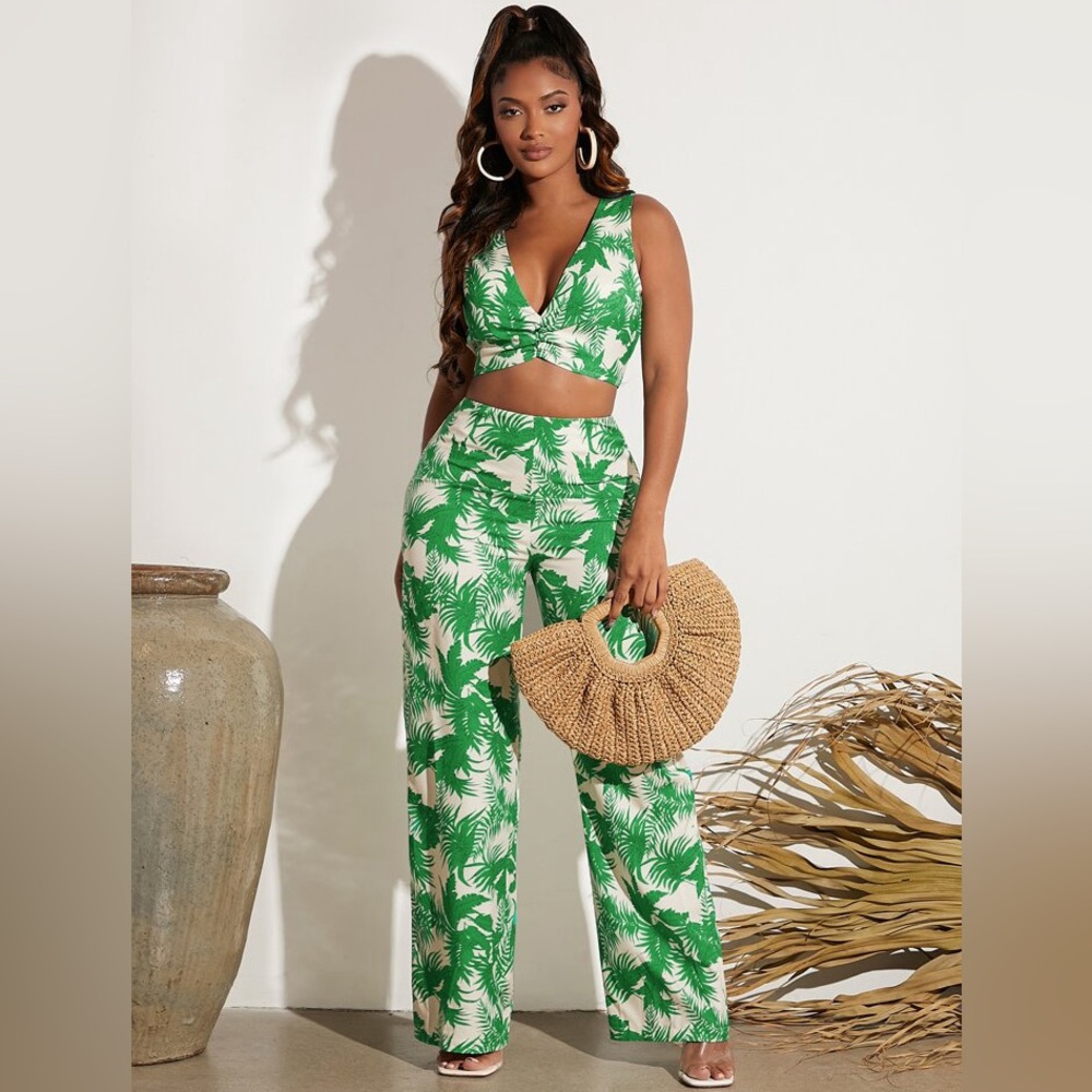 Green Leaf Print Women's two piece (L)